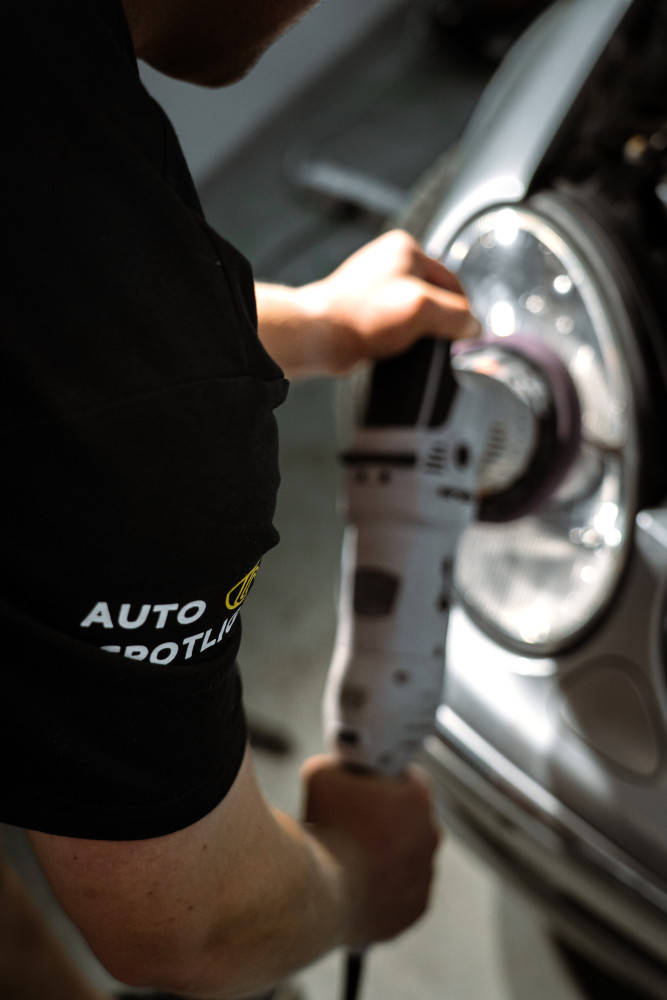 Auto Spotlight, MB