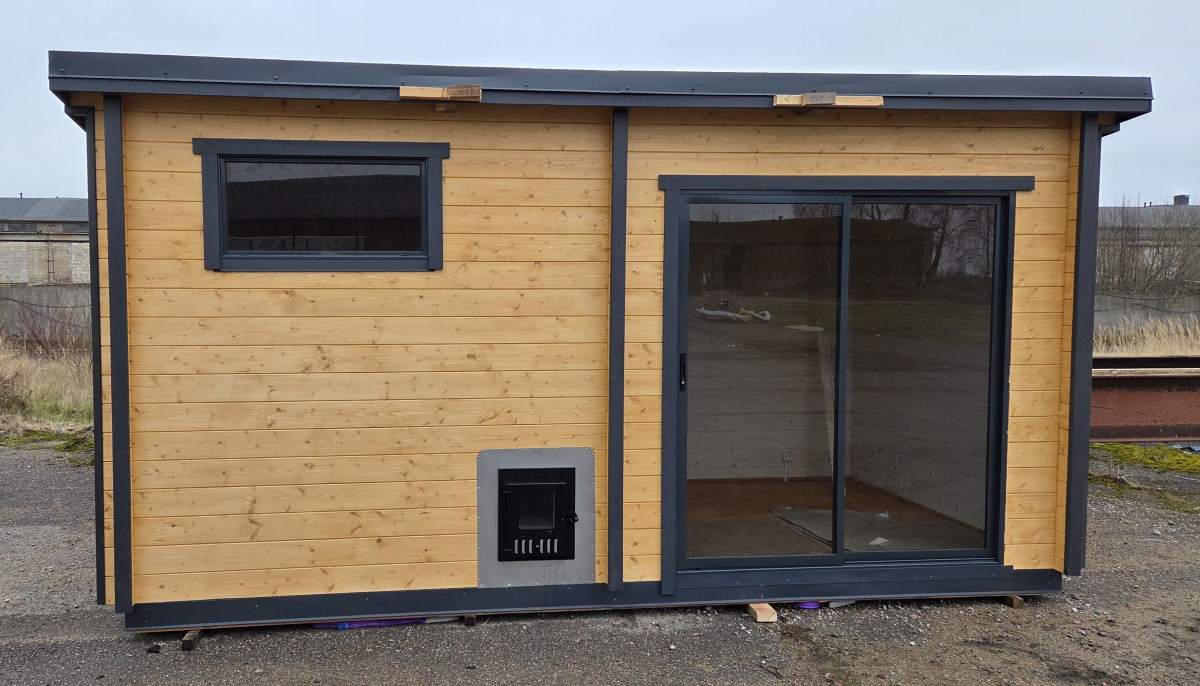 Woody, MB „Mūsų Hytte“