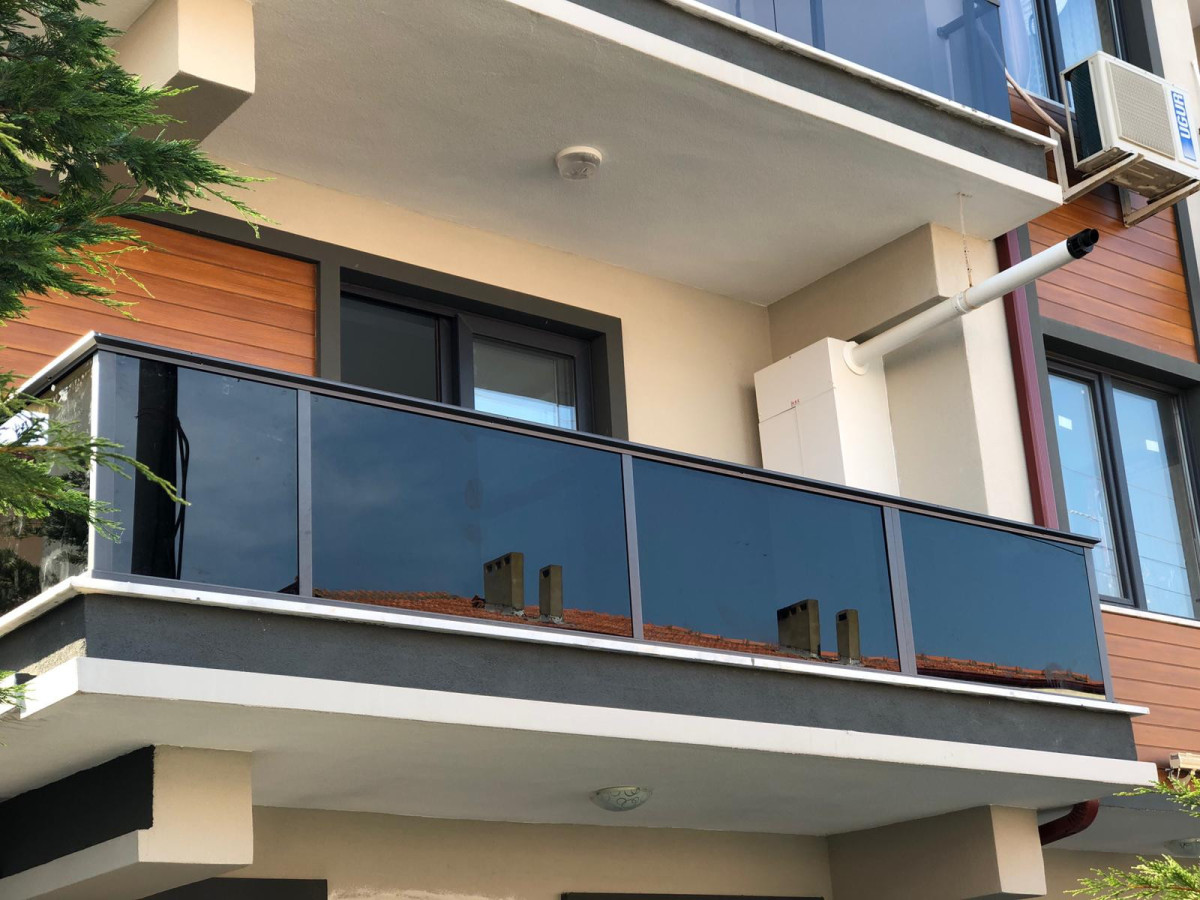 Westallium, MB „D&G namai“