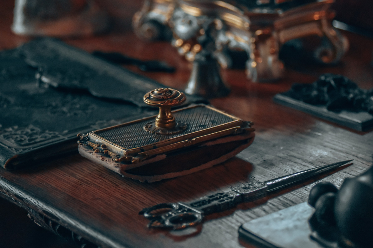 Vertimų ir kalbų centras plius, MB