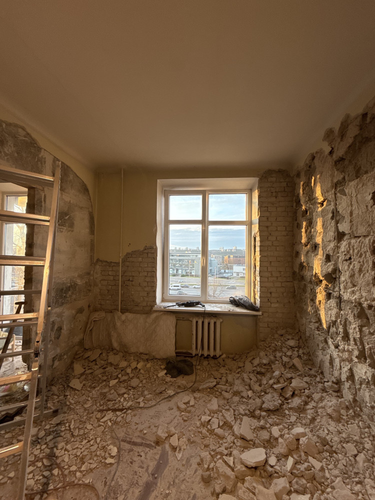 Apdailos komanda, UAB