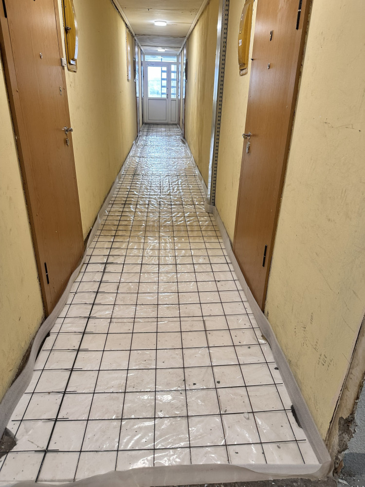 Apdailos komanda, UAB