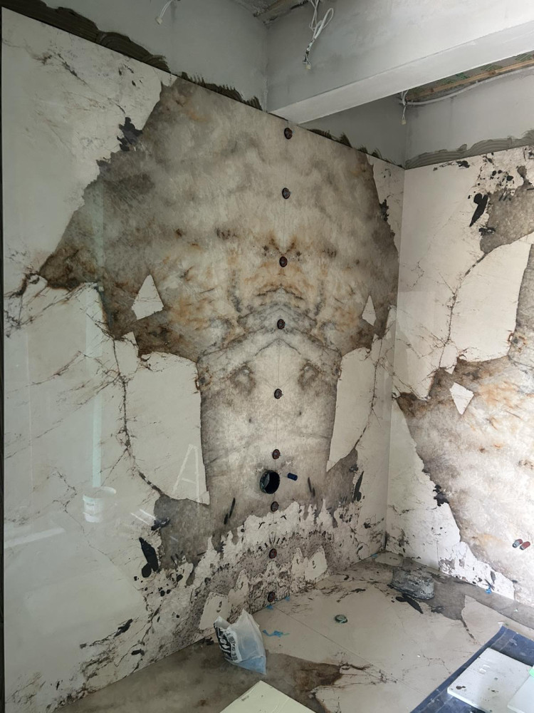 Apdailos komanda, UAB