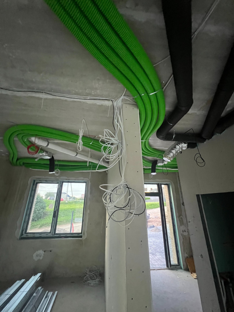 Gipsas ir kartonas, MB