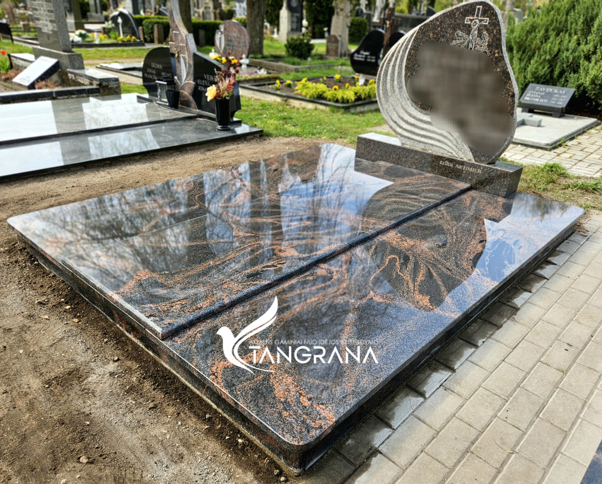 Tangrana, gaminiai iš akmens