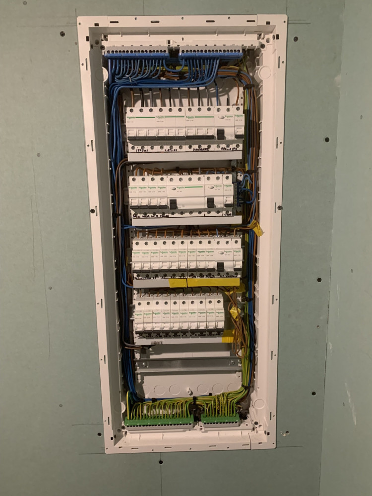 Electrica opus, MB
