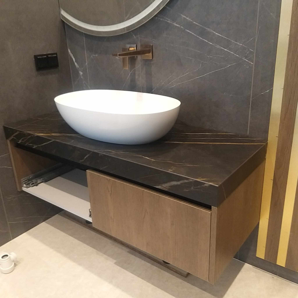 Akmens standartas, MB