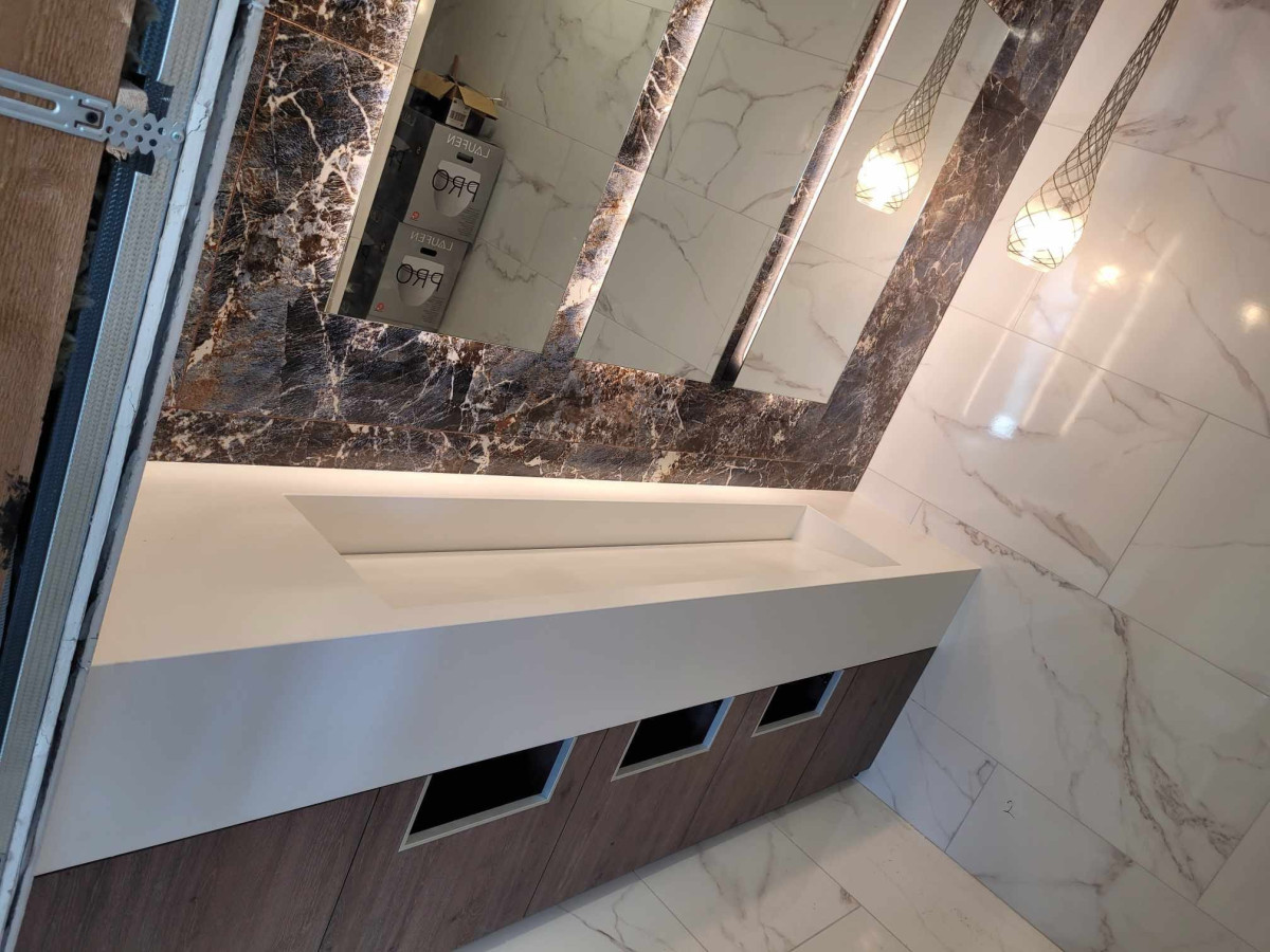 Akmens standartas, MB