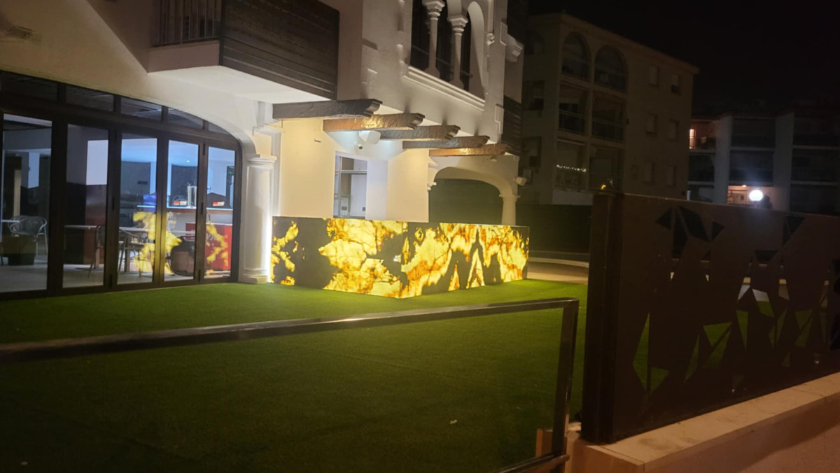 Akmens standartas, MB