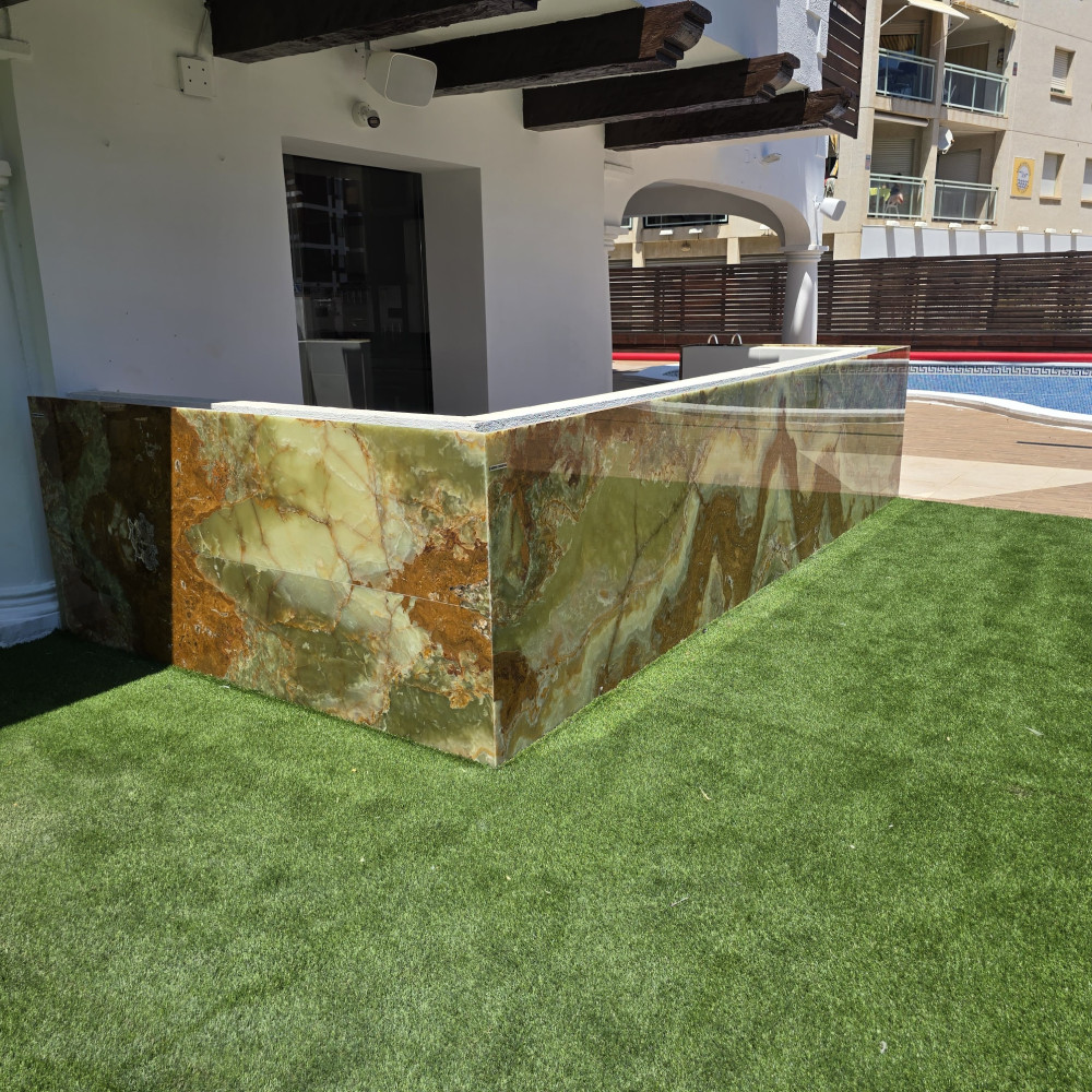 Akmens standartas, MB