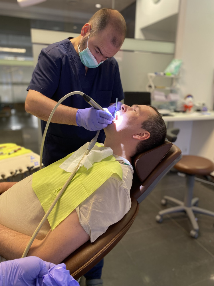 Dental V, MB