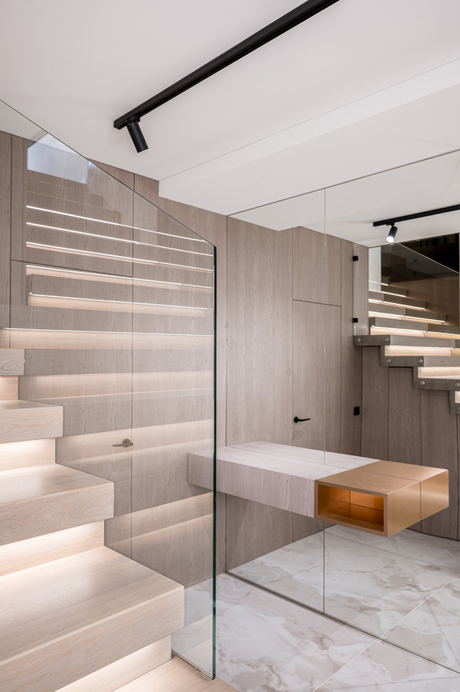 Apdailos Džiazas, MB