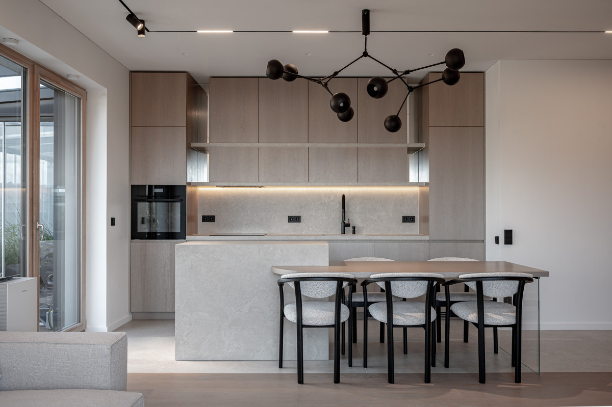 Apdailos Džiazas, MB