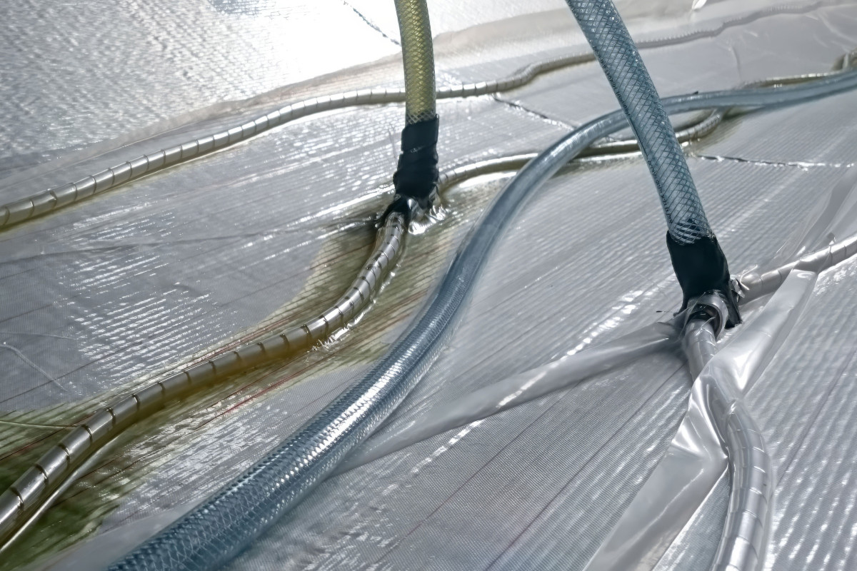 Emix Composites, MB