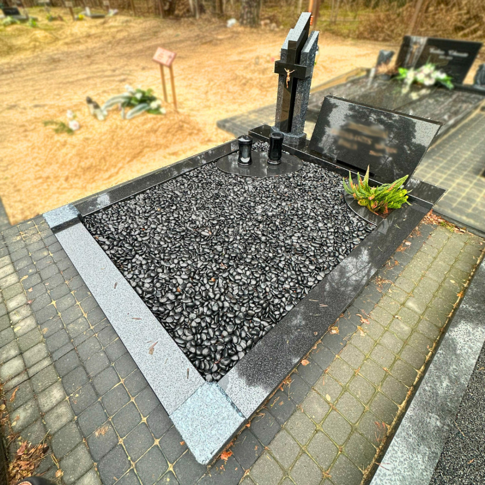 Egidijaus paminklai