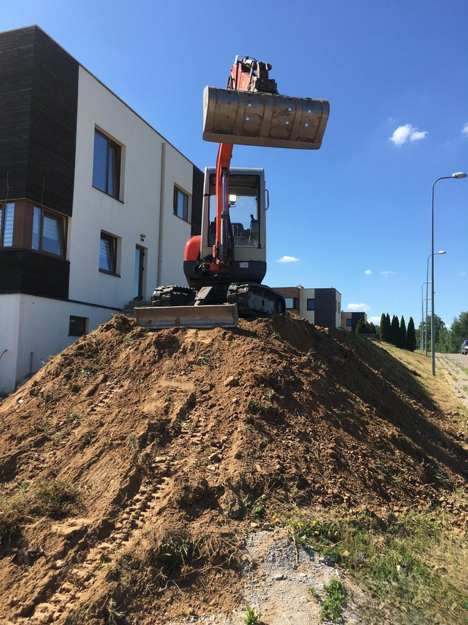 Trivara, MB