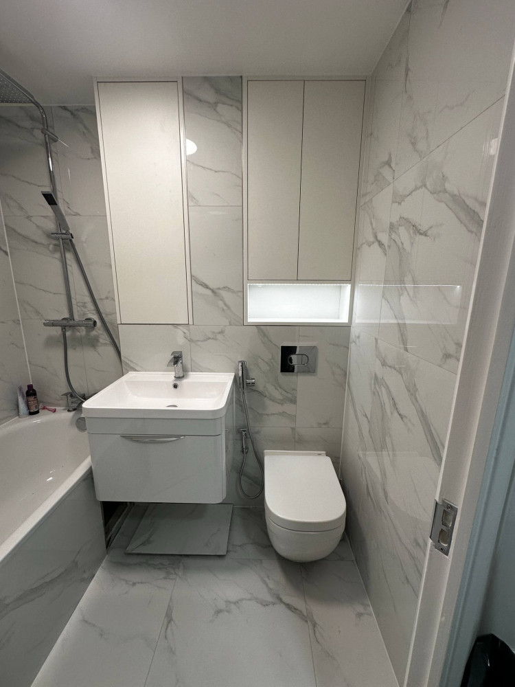 Balajano slėnio baldai, MB