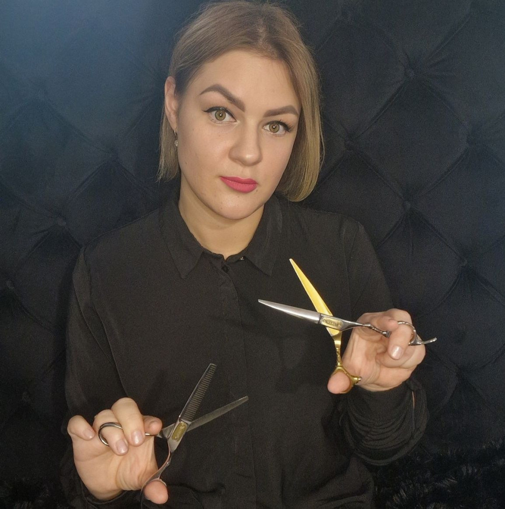 Kirpėja Aušra, Barber in Mažeikiai