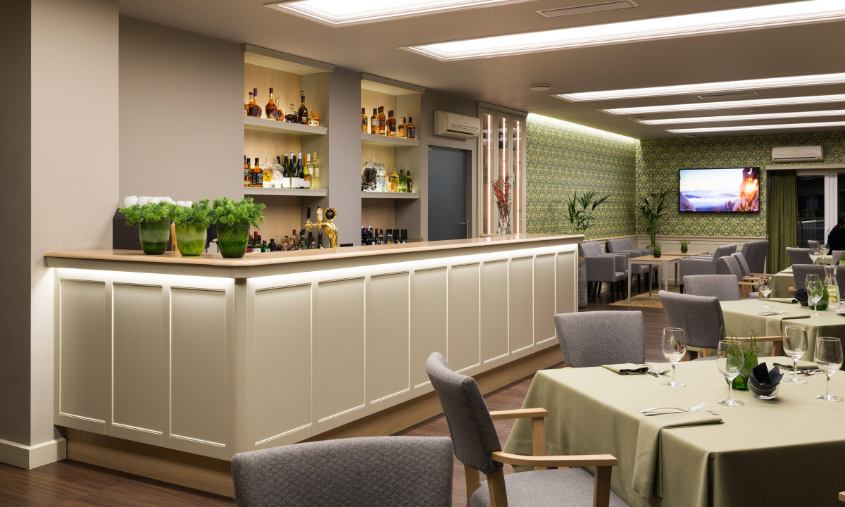 Sinchronas viešbutis-restoranas