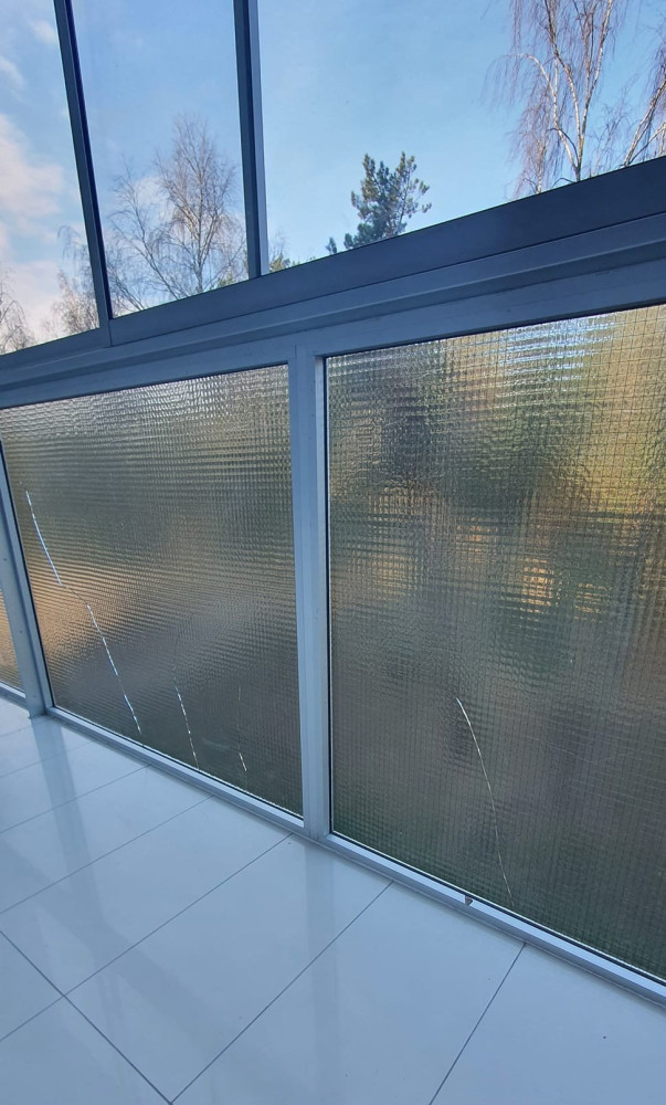 Langų servisas, Afixsas, MB