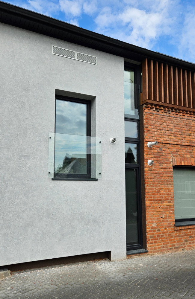 Glastec stiklas, MB