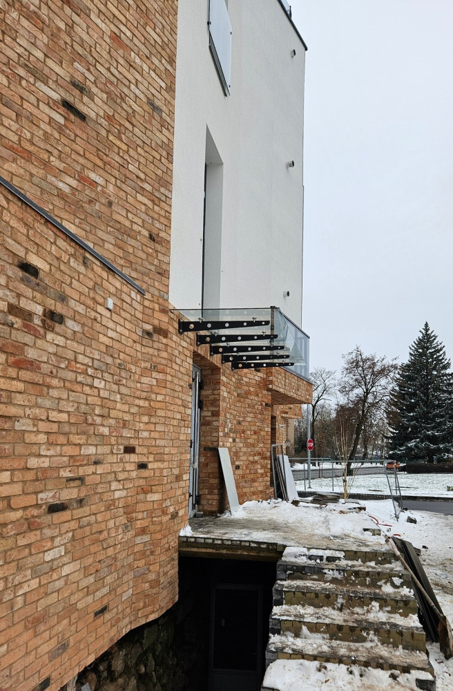 Glastec stiklas, MB