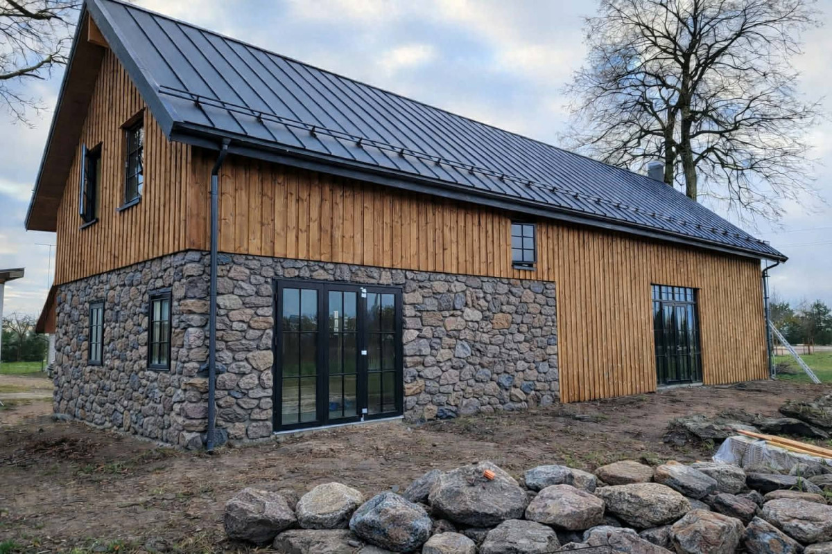 Karkasius, MB