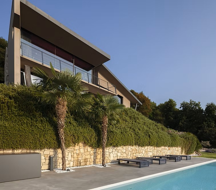 Isoplam LT, MB „Kompozitai“