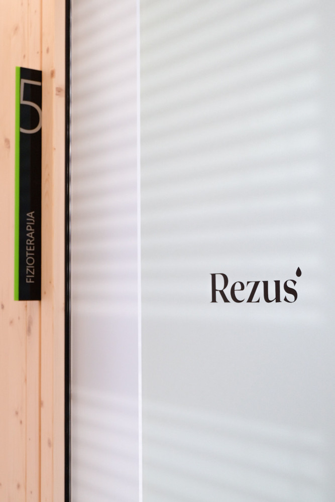 Rezus.lt, klinika