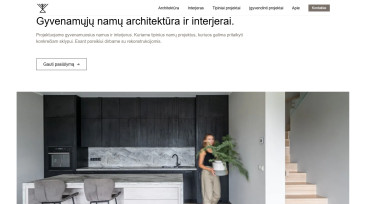 Baltas namas, studija, MB