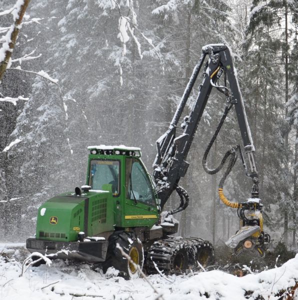 Medienos traukimas Medienos traukimas