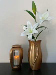 Vazos ir žibintai Vazos ir žibintai