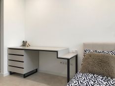 Vaikų kambario baldai, rašomieji stalai, korpusiniai baldai