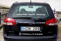 Reklama ant automobilių