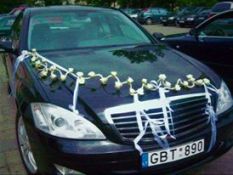 Automobilių dekoravimas gėlėmis
