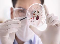 Užkrečiamų ligų (virusų, bakterijų ir kt. parazitų) tyrimai