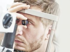 OCT tyrimas (akių optinė koherentinė tomografija)