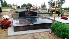 Kapaviečių uždangos