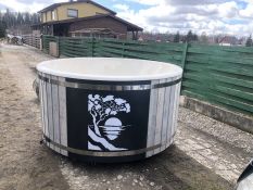 Lauko kubilas su isorine krosnele