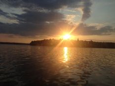 Romantiški saulėlydžiai, vakarienė