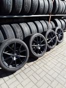 BMW , 5x112 , dvieju plociu , 8x19 ET30 , 245x40x19                                                         9x19  ET 44 , 275x35x19