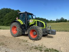Traktorius Claas Axion 920
