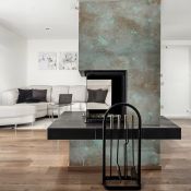 Dekoratyvi oksiduoto metalo danga