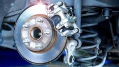 Hibridinių automobilių stabdžių sistemos remontas