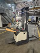 Aukšto kėlimo vežimėlis CROWN ET4000-1.4