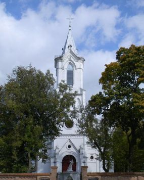Baisogalos Švč. Trejybės bažnyčia