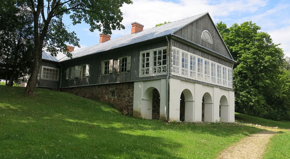 Adomynės dvaras