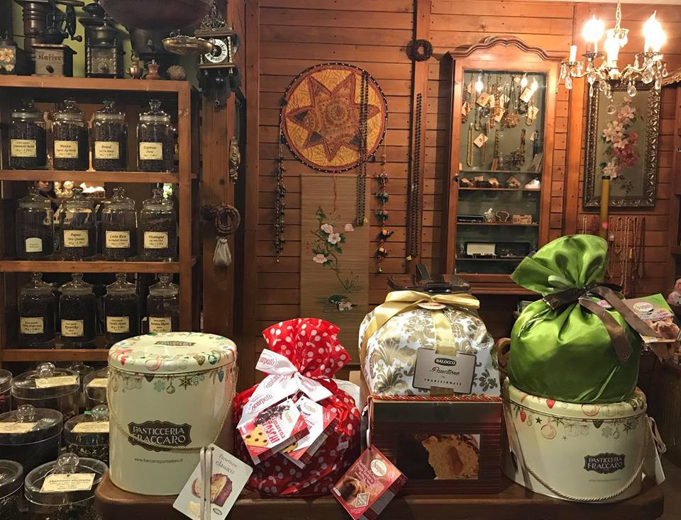 ,,Biržų arbatinė"- senovinių arbatinukų galerija - muziejus