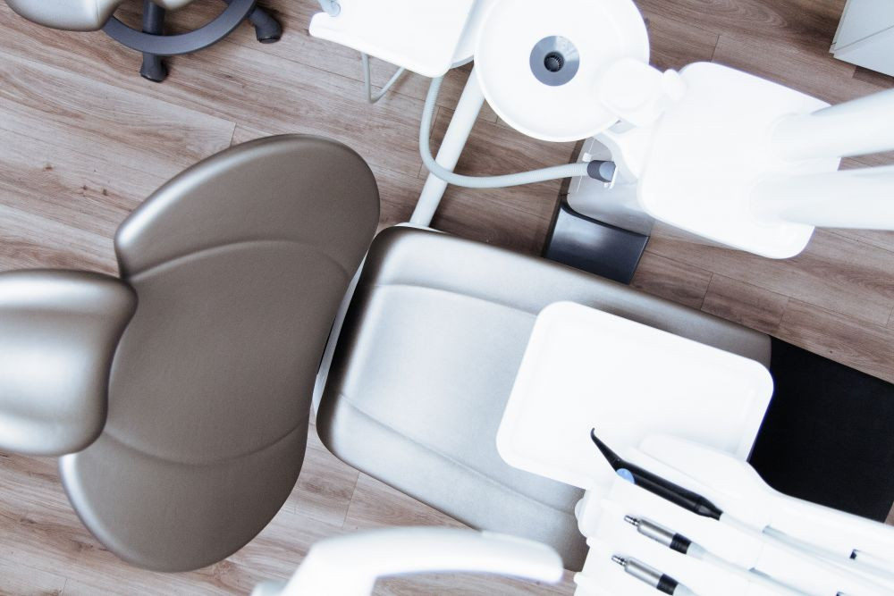 Dantų kanalų gydymas: kodėl ir kada jis reikalingas?