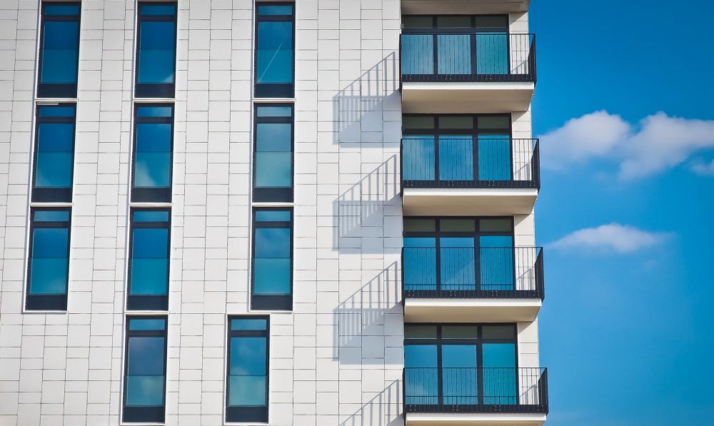 THERMOTEC – naujesni ir efektyvesni balkonų elementai šalčio tiltų nutraukimui